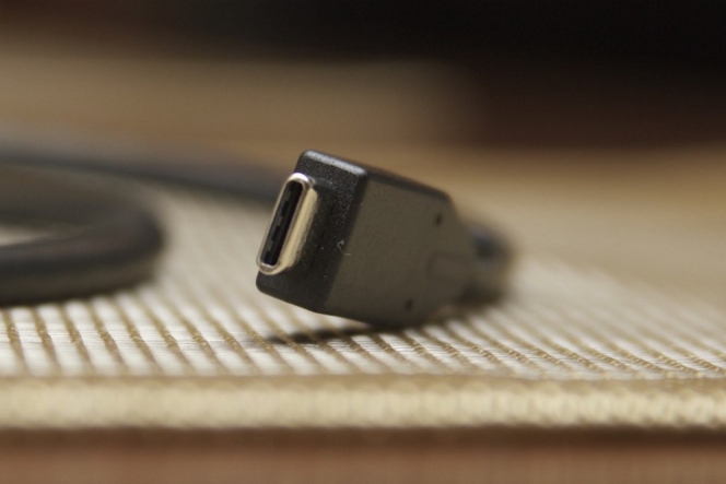 Jangan salah kaprah bedakan antara versi dan tipe USB!