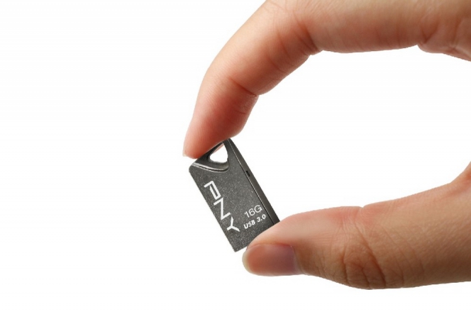USB sebesar kuku ini ternyata produksi dari PNY