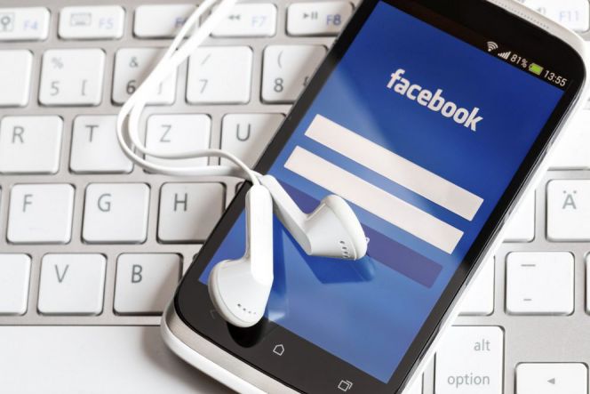Facebook akan masukkan video musik di News Feed-nya