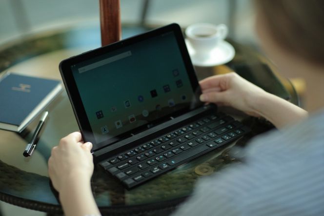 IFA 2015 akan kedatangan keyboard super inovatif, LG Rolly Keyboard