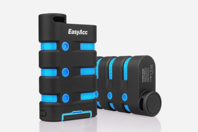 Berkapasitas 9.000mAh dan ber-output 2.1A, ini power banknya petualang