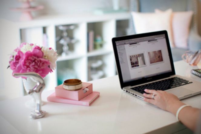 Bukan sekedar hobi, Kini blogging bisa menjadi profesi menguntungkan