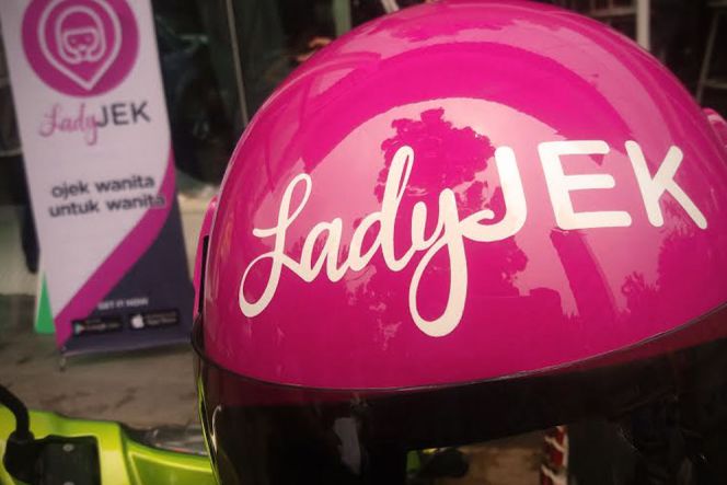 Ini dia LadyJek, ojek wanita untuk wanita