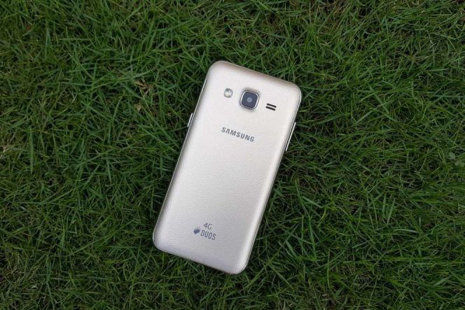 Samsung Galaxy J3 lewati sertifikasi FCC