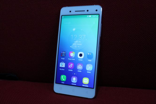 Lenovo pamerkan smartphone berkamera selfie ganda ke Indonesia