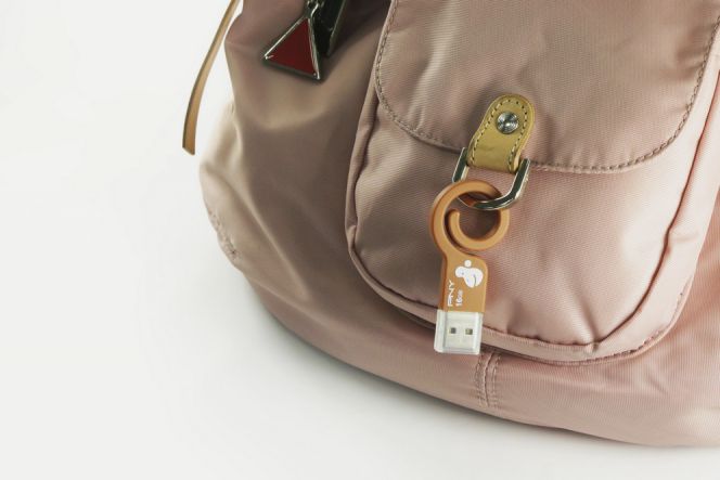 Monkey Tail Attache, flash disk unik berpengait 'ekor monyet'