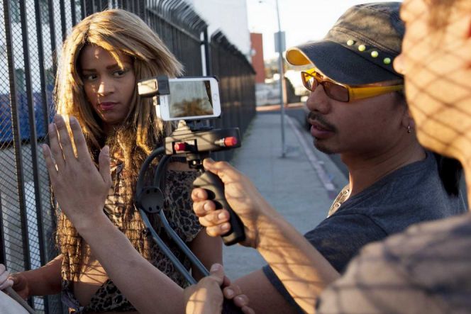 Cara membuat film dengan iMovie pada iPhone dan iPad