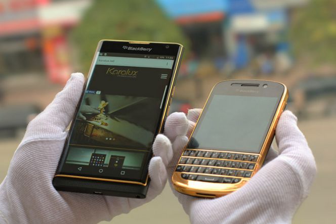 Maukah Anda bayar Rp 18 juta untuk beli BlackBerry Priv emas 24K?