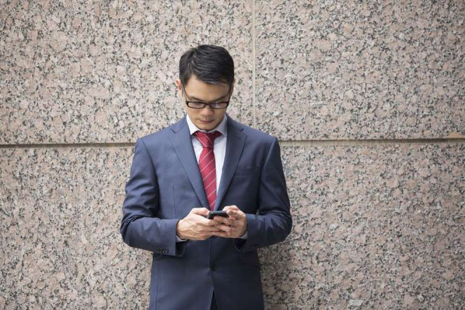 User smartphone di Indonesia makin banyak, apa dampaknya bagi negara?