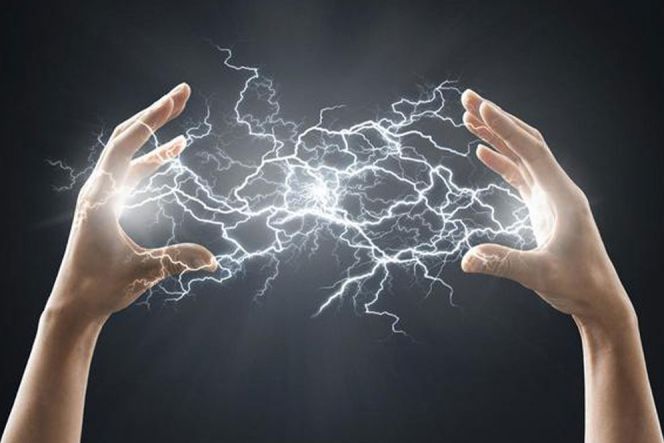 Tak perlu bergantung pada pemerintah, Anda juga bisa hasilkan listrik