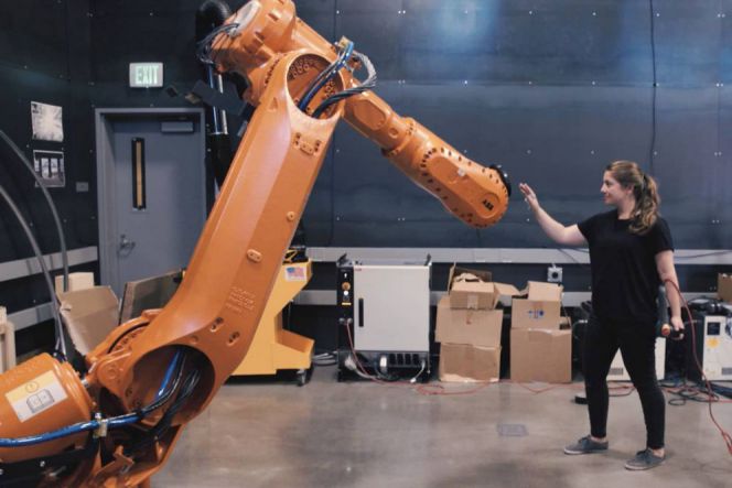 Robot lengan di industri akan bekerja berdampingan dengan manusia