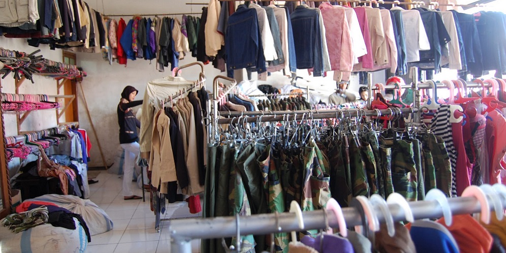2022 Penjual Pakaian Bekas Impor Bakal Didenda Rp5 Miliar 