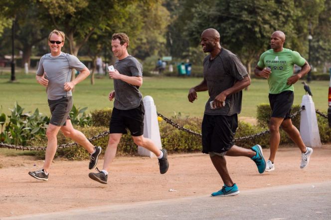 Resolusi tahun 2016 Mark Zuckerberg selanjutnya: lari 1,6km/hari