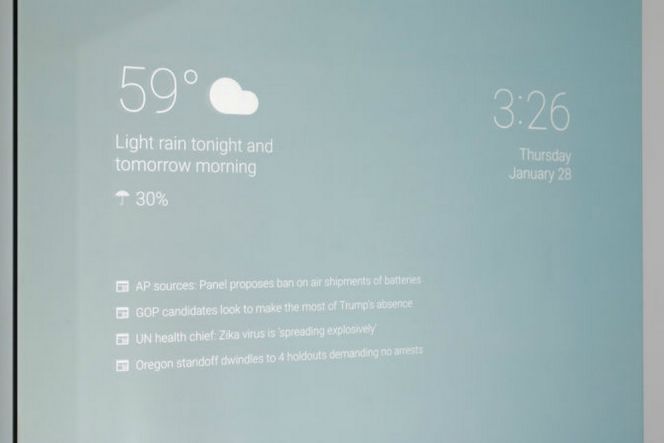 Teknisi Google buat cermin yang berfungsi layaknya layar smartphone