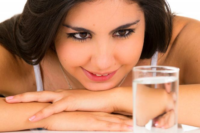 Berapa lama manusia dapat bertahan hidup tanpa minum air?