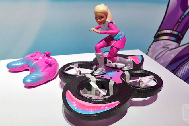 Unik, drone ini bertema Barbie