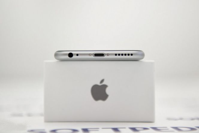 iPhone 7 ganti jack headphone dengan speaker ganda