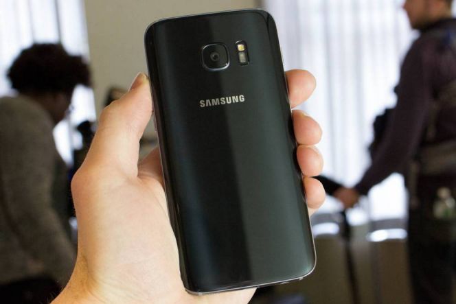 Cara cerdas Samsung hindari overheating di Galaxy S7