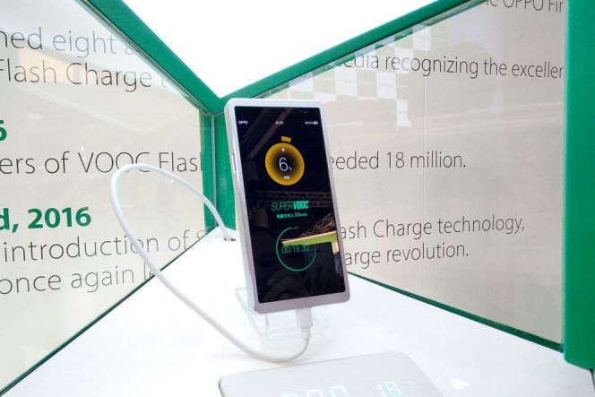 OPPO resmi kenalkan teknologi pengisian baterai cepatnya, Super VOOC