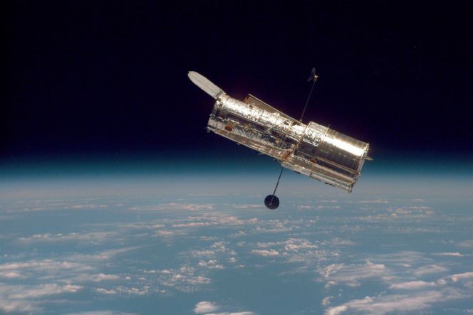 Teleskop Hubble berhasil tangkap citra galaksi terjauh dari bimasakti