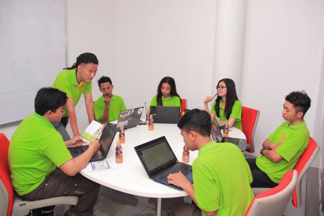 Kalau mau bikin startup, perlukah punya banyak pegawai?