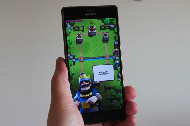 Baru seminggu dirilis, Clash Royale langsung punya kembaran!
