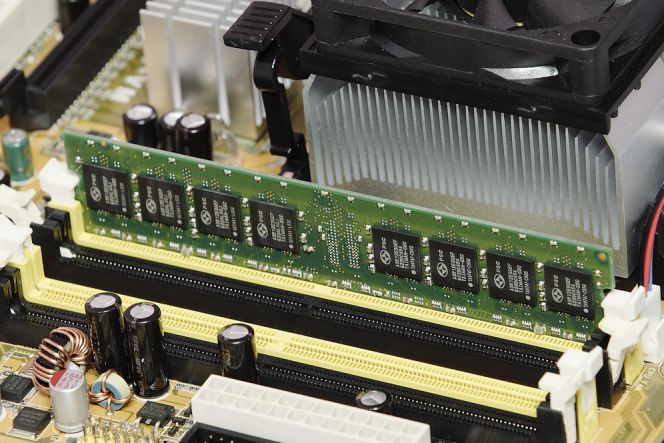 Intel dan Micron pamerkan memori Optane, apa itu?