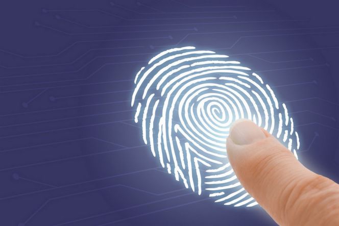 Ingat, iPhone SE gunakan Touch ID generasi pertama!