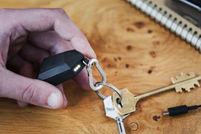 Gantungan kunci sekaligus power bank yang tak mudah hilang