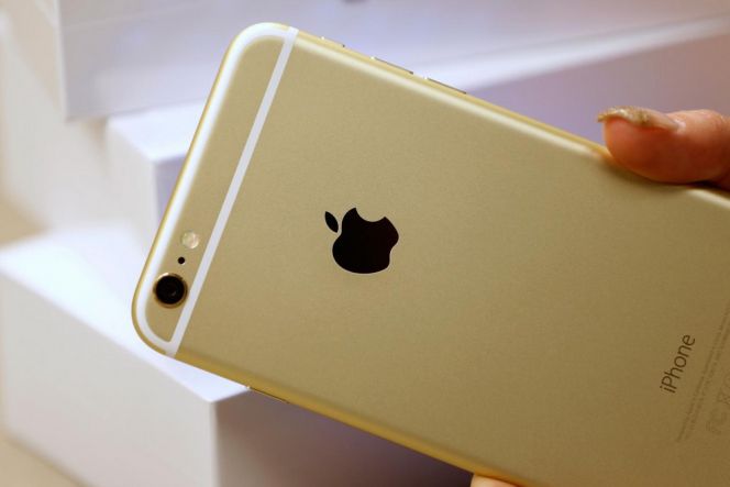 Tahun depan, iPhone mulai pakai layar AMOLED?