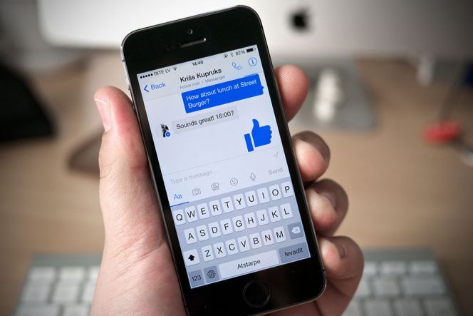 Kian multifungsi, Facebook Messenger bakal terintegrasi Apple Pay