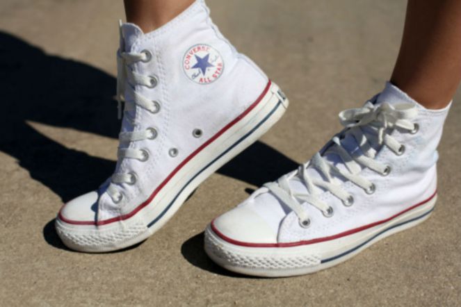 sepatu converse putih original