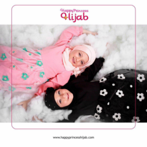 happy princess hijab © 2016 money.id