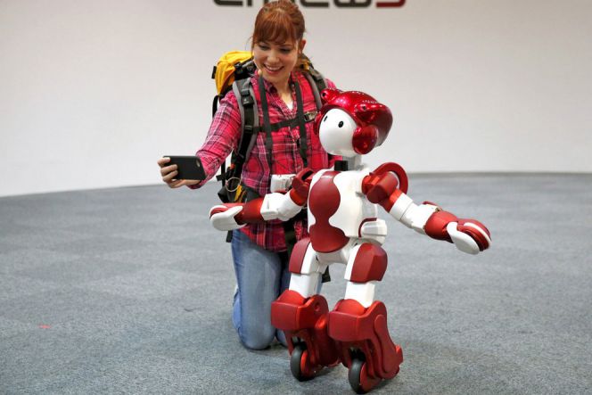 Robot humanoid terbaru Hitachi mempunyai jantung buatan