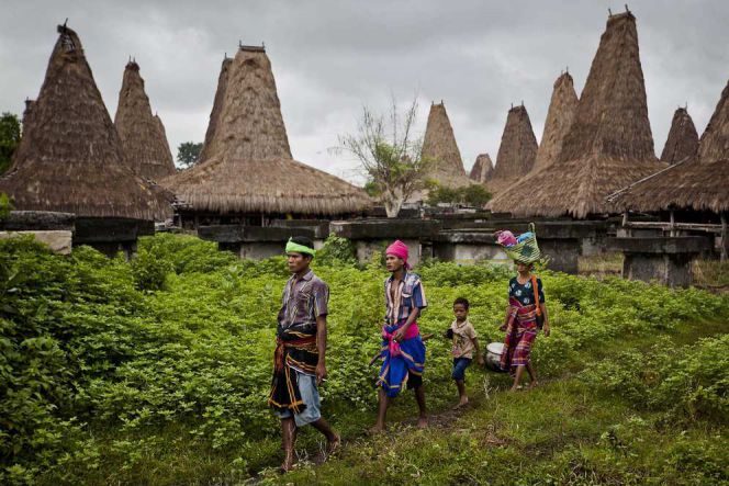 Solusi Desa Broadband Terpadu jalan keluar desa tertinggal