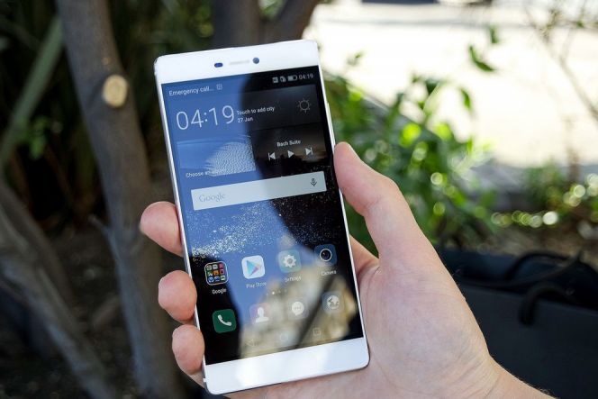 Smartphone Huawei terbaru akan adopsi layar beresolusi 2K