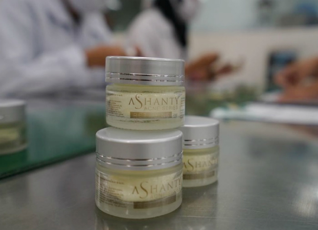 Ashanty Bangun Bisnis Kosmetik, Berapa Harga Produknya 