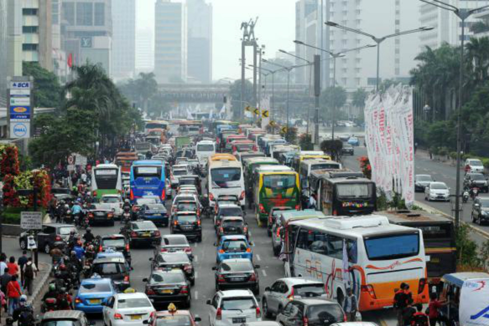 Made in china 2025. Сан педро филиппины. Made in china 2025 направления. Пробка машин. Traffic congestion.