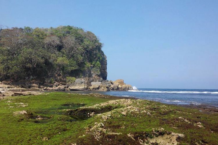 Malang Merdekacom Pantai Seling Eksotika Pantai