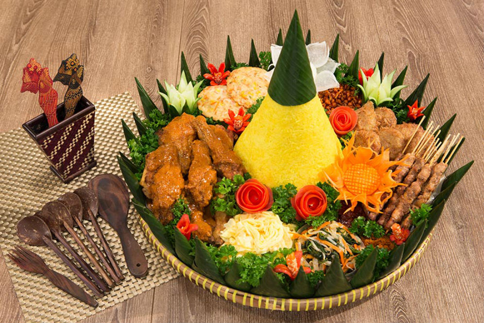 Mengungkap Sejarah Di Balik Sajian Tradisional Nasi Tumpeng Moneyid 5056