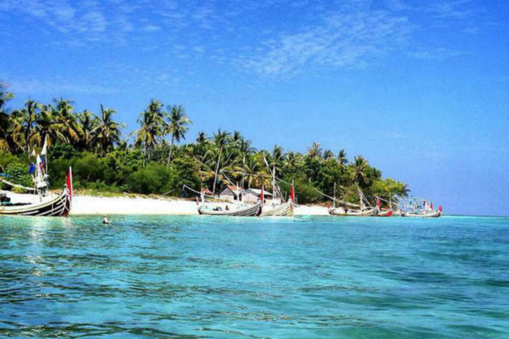 gubernur ahok plt Menyusuri  Misteri Jamuang, Pulau Terlarang Karang Otonomi Bagi Pulau