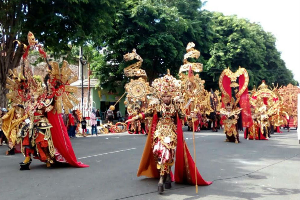 Banyuwangi Merdeka com Putri Pariwisata Dikna Faradiba 