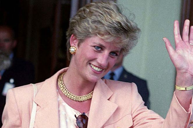 Cerita Unik di  Balik Rambut  Pendek  Mendiang Lady  Diana  