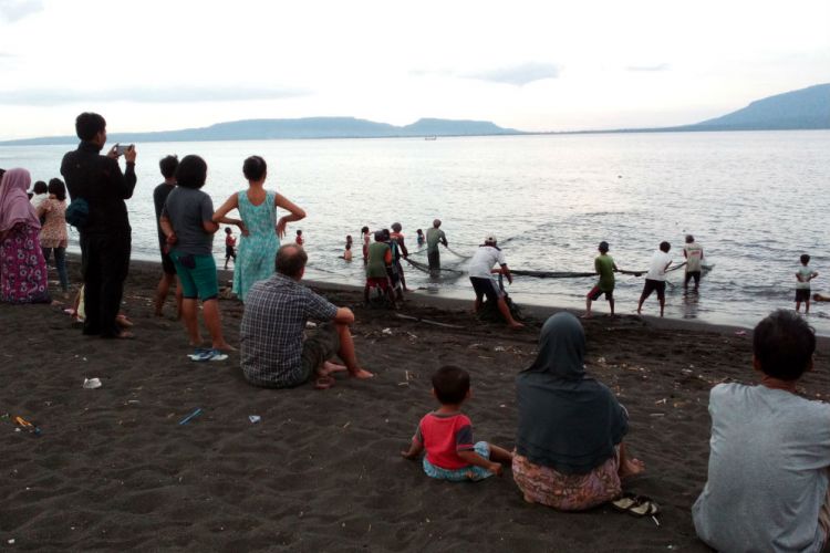 Banyuwangi Merdekacom Dampak Pembangunan Pelabuhan