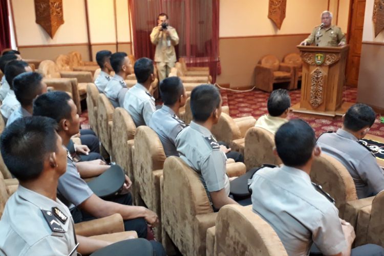 Kutai Timur 12 brigadir polisi peroleh Kutai Timur 12 brigadir polisi peroleh