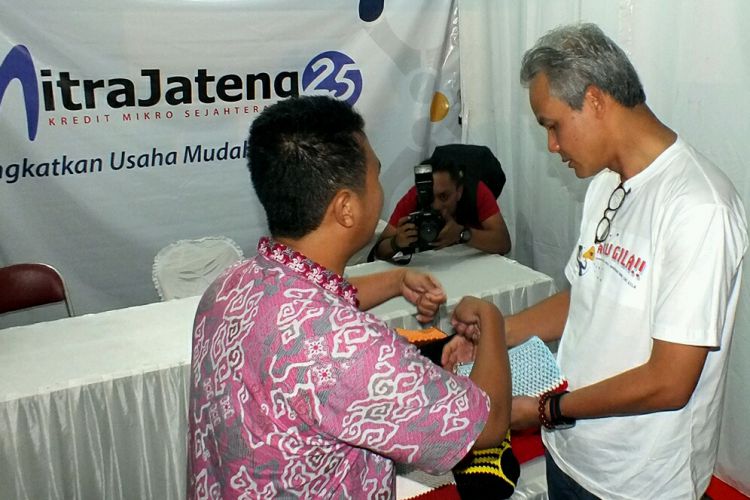 rendah bank jateng bunga Merdeka.com  25 Bank KMJ  Penyaluran Jateng Jawa   Tengah