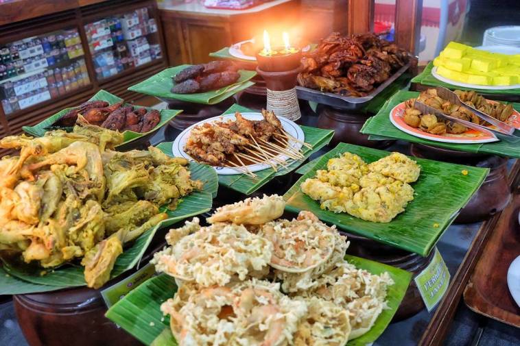 Bingung Sahur di Mana Ini Pilihan Warung  Makan 24 Jam di 