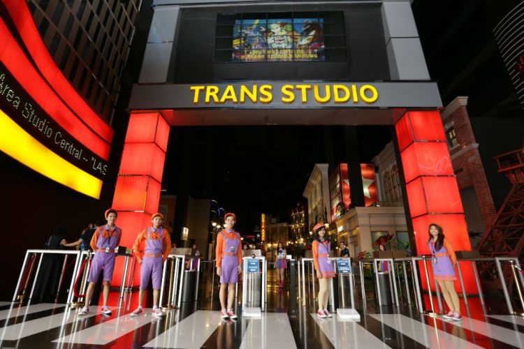 Bandung - Merdeka.com | Like fanspage FB Trans Studio