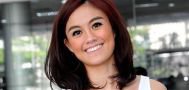 Ramah banget sama fans, netizen bandingkan Agnes Monica dengan Ayu Ting Ting