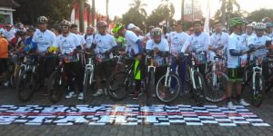 Meriah, 2 ribu warga bogor ikuti Gowes Pesona Nusantara 2017